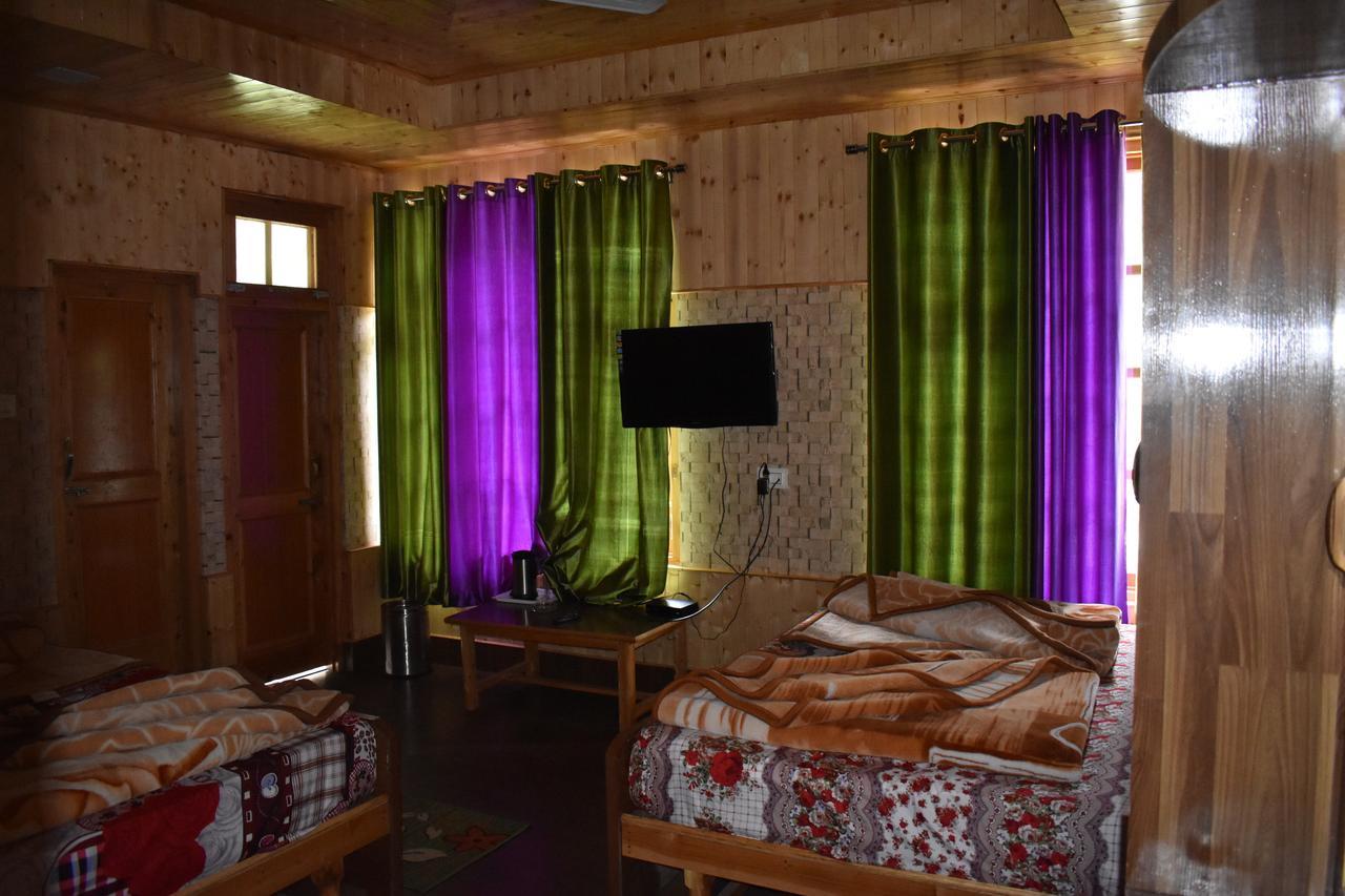 White House Kasol Hotel Buitenkant foto